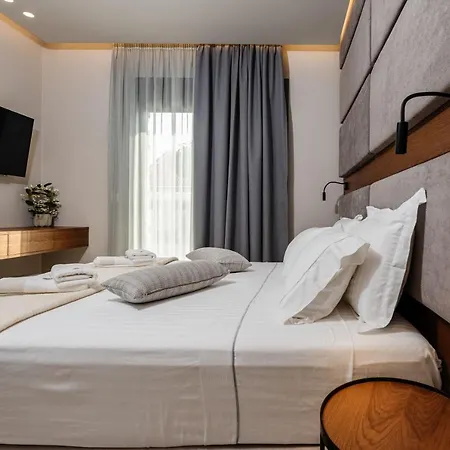 Horizon - Beachfront Luxury, By Zantewize لاغاناس