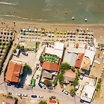 Hotel Horizon - Beachfront Luxury, By Zantewize *