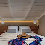 Szálloda Horizon - Beachfront Luxury, By Zantewize *