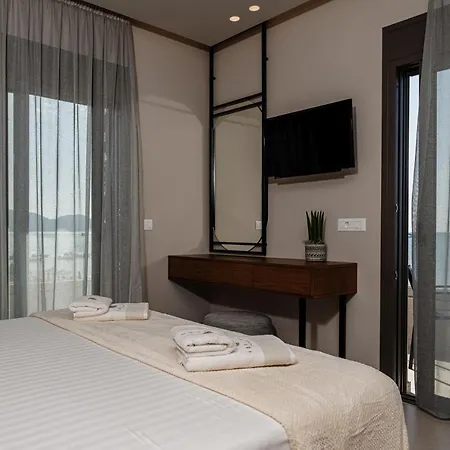 Horizon - Beachfront Luxury, By Zantewize ホテル *