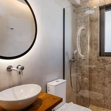 Horizon - Beachfront Luxury, By Zantewize Hotel