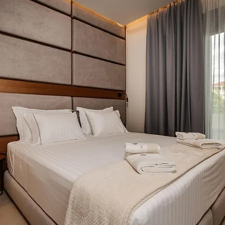 Horizon - Beachfront Luxury, By Zantewize 라가나스