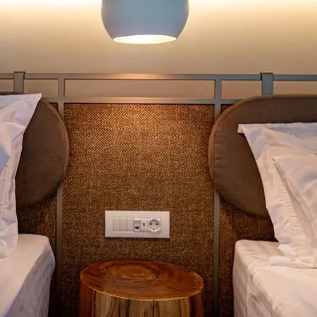 Horizon - Beachfront Luxury, By Zantewize Hotell *