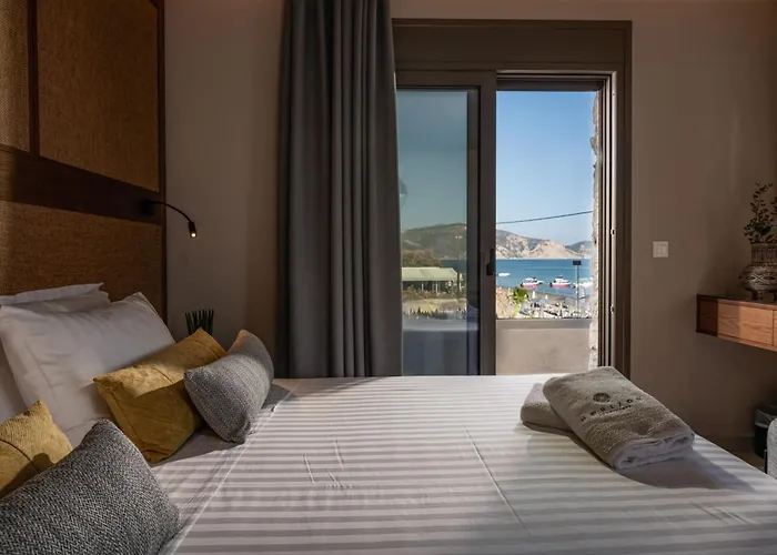 Horizon - Beachfront Luxury, By Zantewize Отель Лаганас